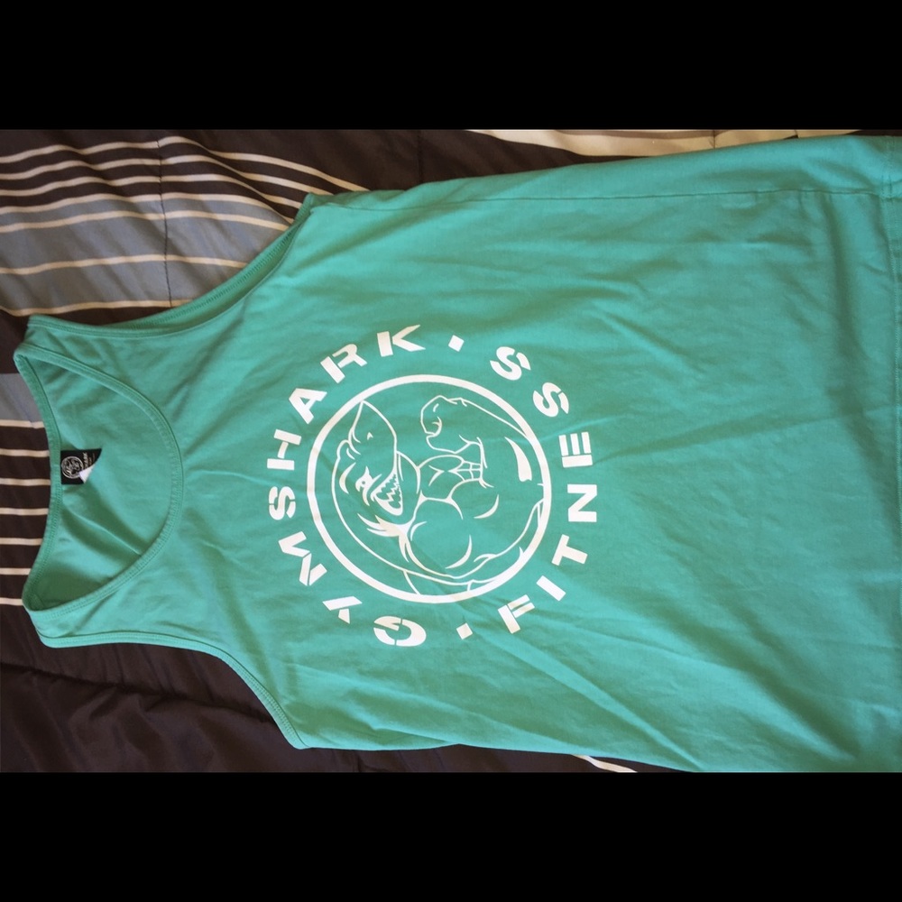 Gymshark classic stretch fit tank top green large